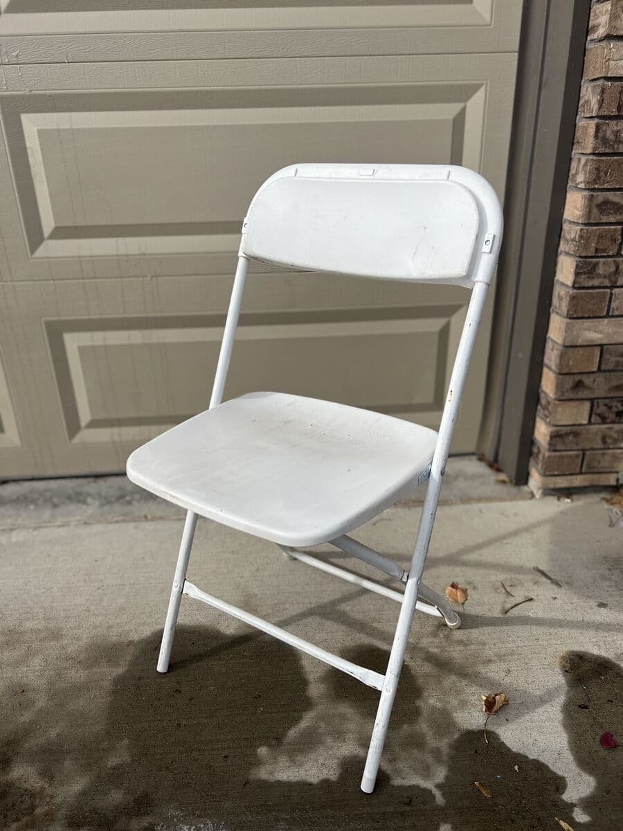 Standard White Chairs